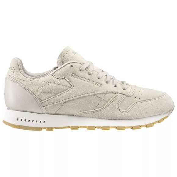 Reebok Shoes Reebok Classic Beige Gum Bottom Leather